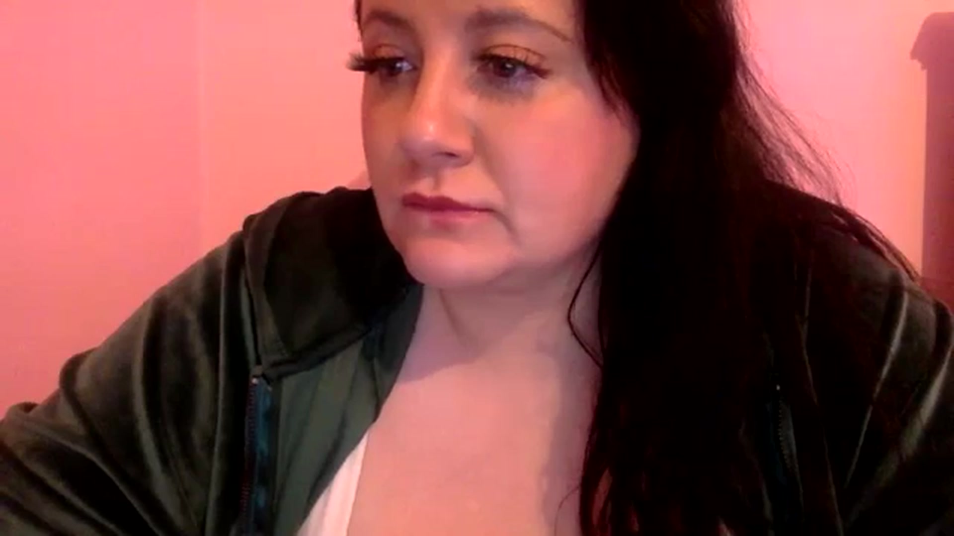 Gallery image thumbnail from Pandabella's myfreecams stream on, 06/08/2024, 03:33 image 13 of 20