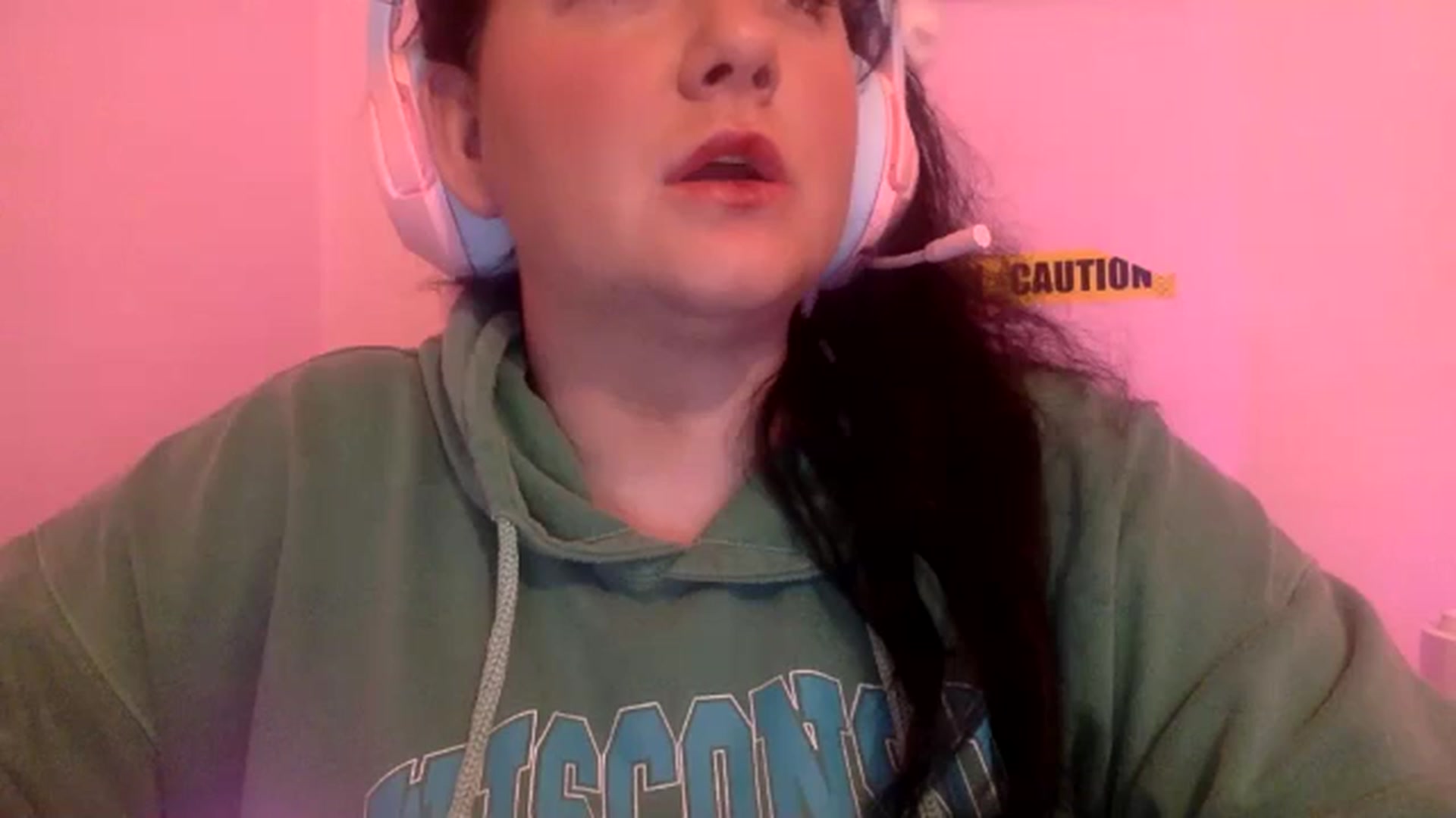 Gallery image thumbnail from Pandabella's myfreecams stream on, 06/15/2024, 24:54 image 16 of 20