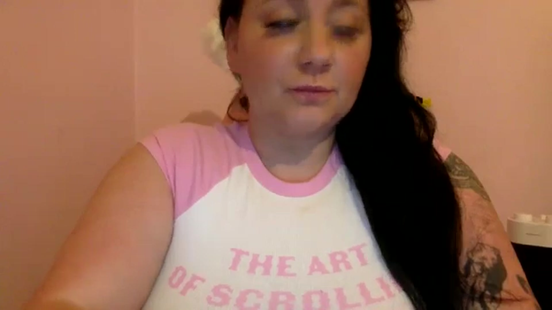 Gallery image thumbnail from Pandabella's myfreecams stream on, 06/16/2024, 23:58 image 6 of 20