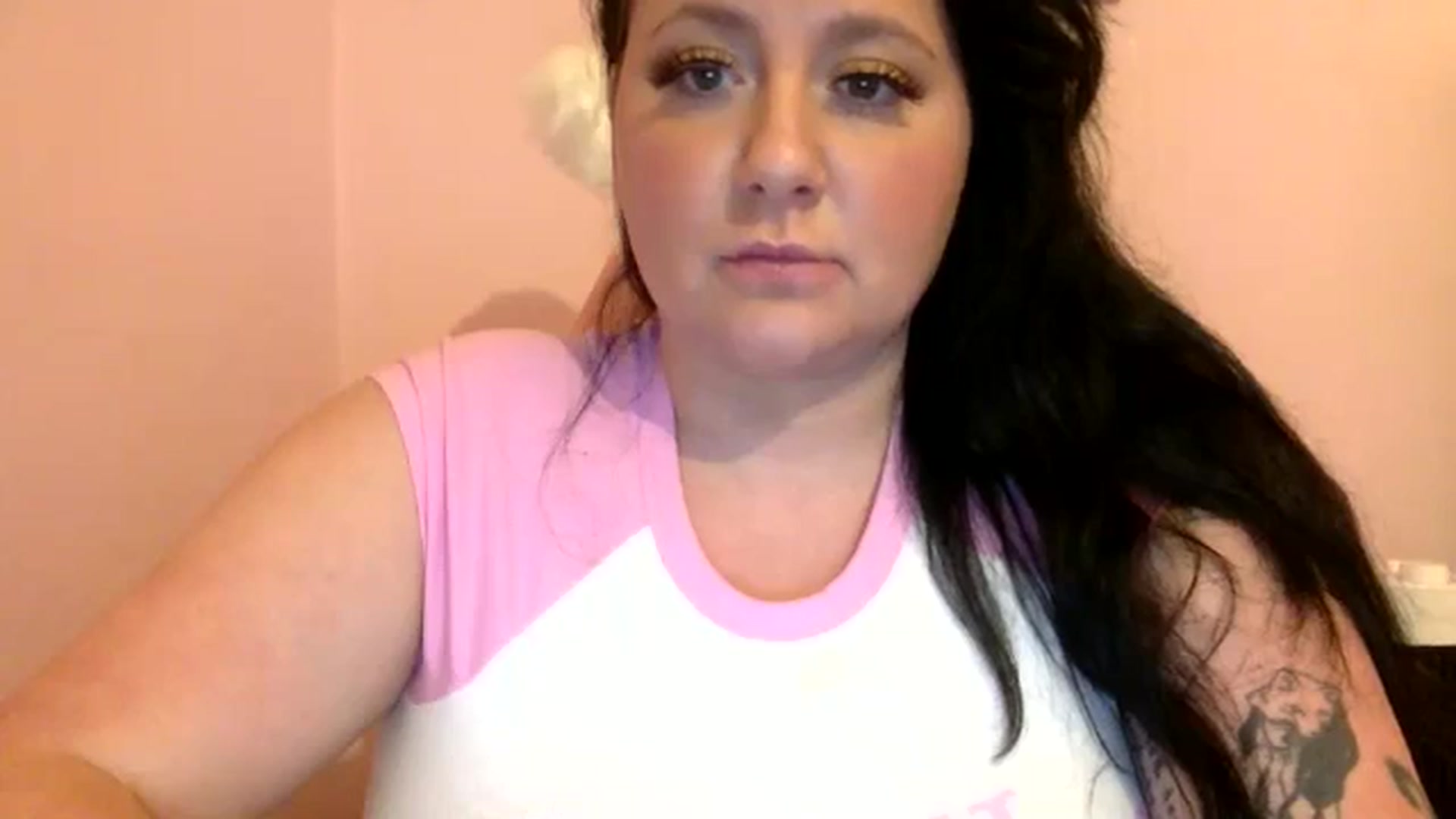 Gallery image thumbnail from Pandabella's myfreecams stream on, 06/16/2024, 23:58 image 15 of 20