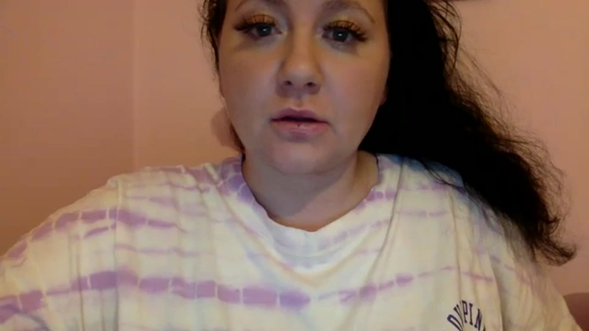 Gallery image thumbnail from Pandabella's myfreecams stream on, 06/20/2024, 01:26 image 8 of 20