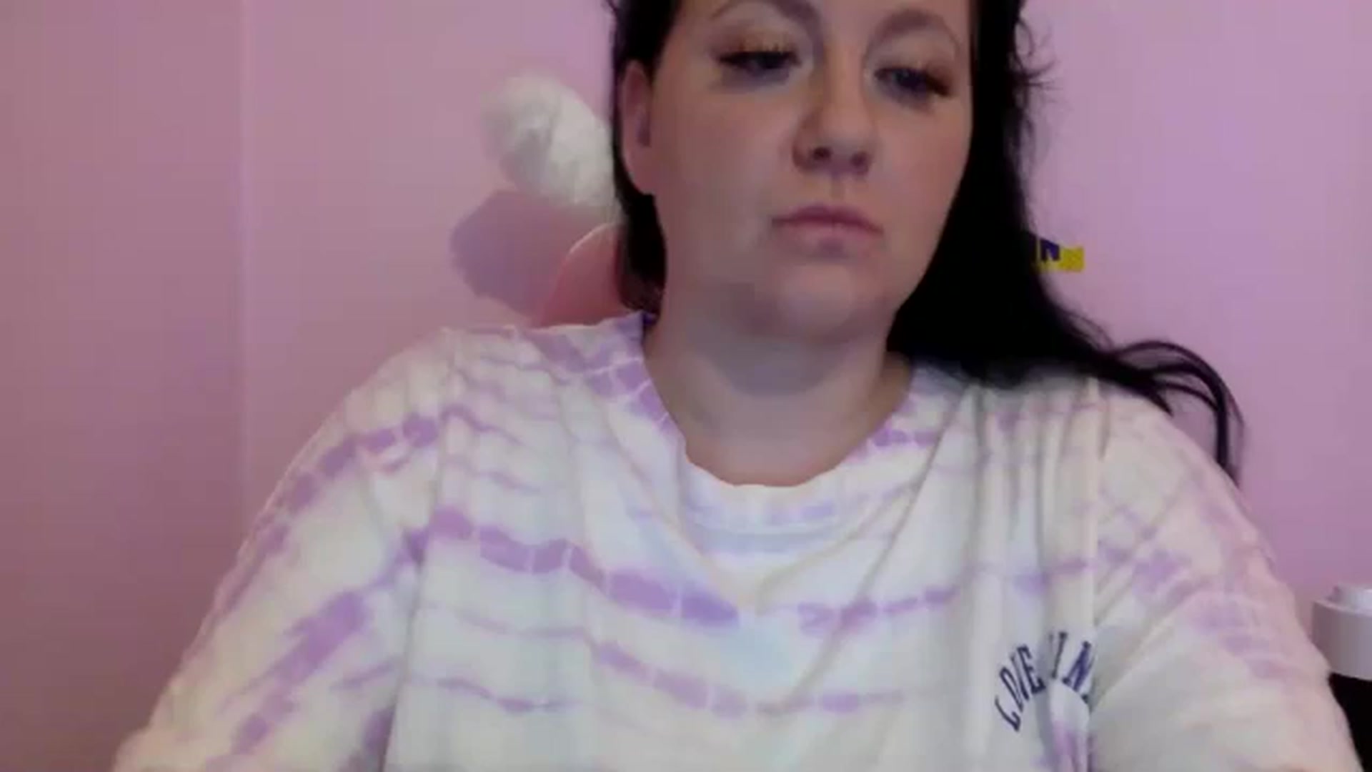 Gallery image thumbnail from Pandabella's myfreecams stream on, 06/20/2024, 01:26 image 1 of 20