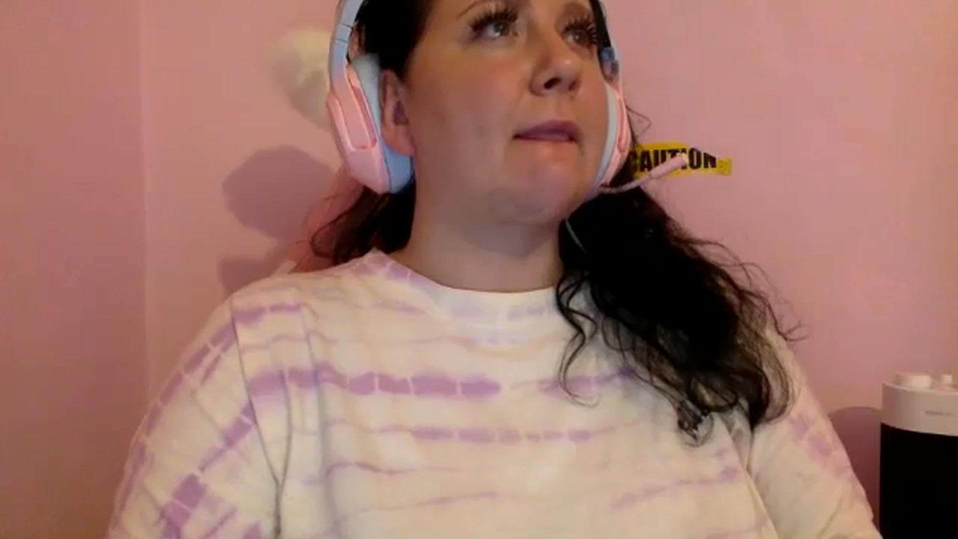 Gallery image thumbnail from Pandabella's myfreecams stream on, 06/20/2024, 01:53 image 12 of 20
