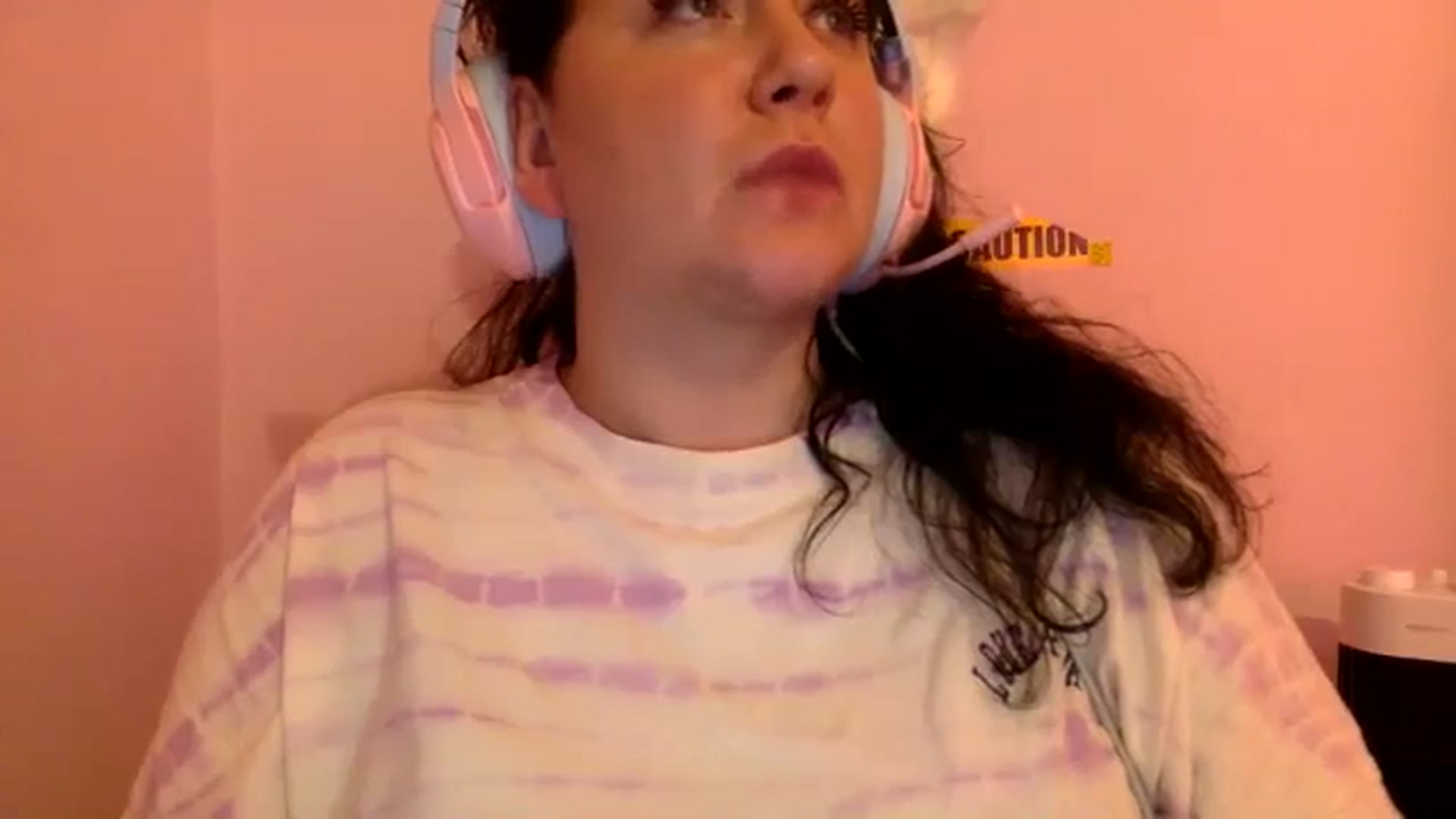 Gallery image thumbnail from Pandabella's myfreecams stream on, 06/20/2024, 01:53 image 5 of 20