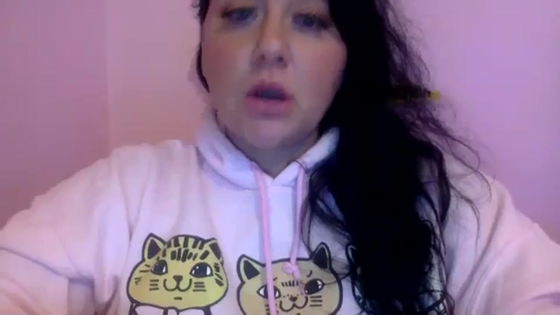 Gallery image thumbnail from Pandabella's myfreecams stream on, 07/06/2024, 22:21 image 8 of 20