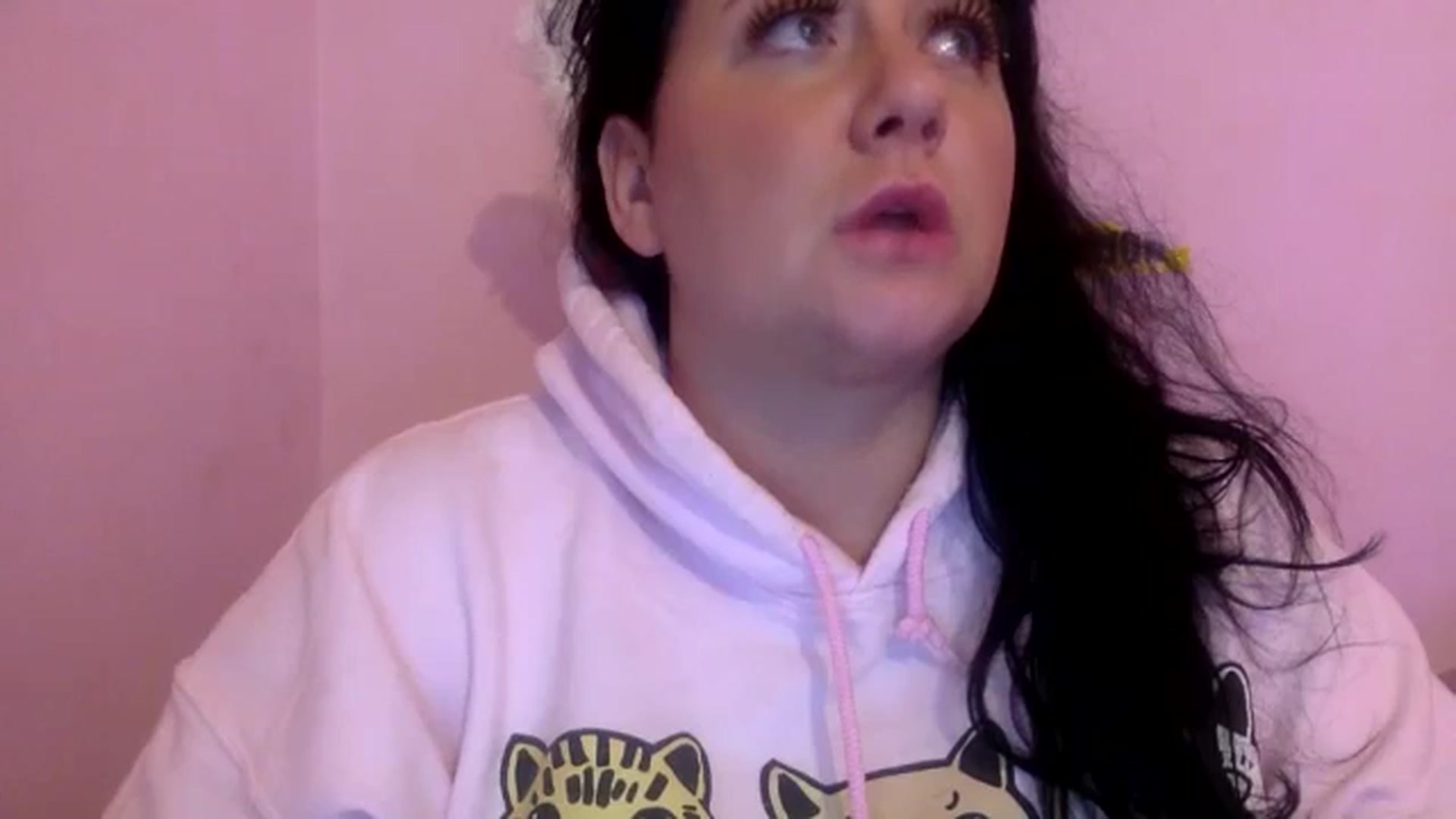Gallery image thumbnail from Pandabella's myfreecams stream on, 07/06/2024, 22:21 image 19 of 20