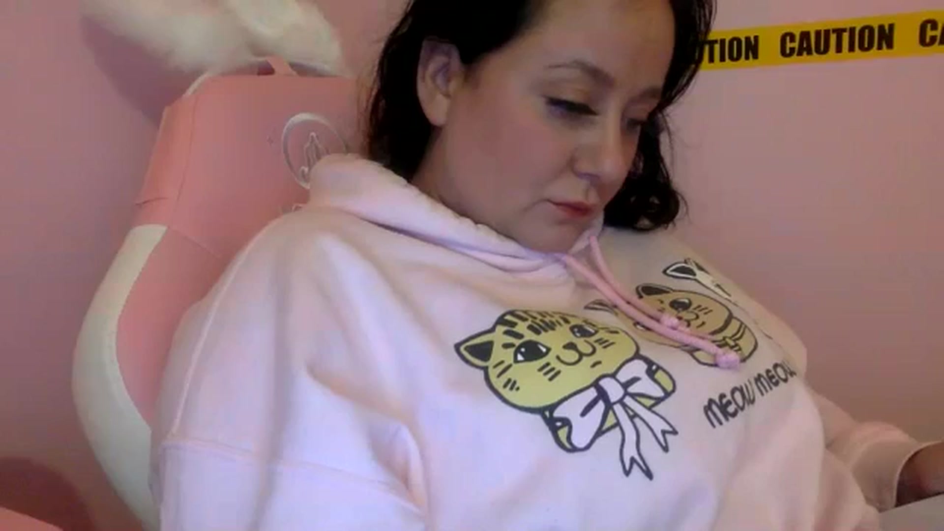 Gallery image thumbnail from Pandabella's myfreecams stream on, 07/07/2024, 19:34 image 19 of 20