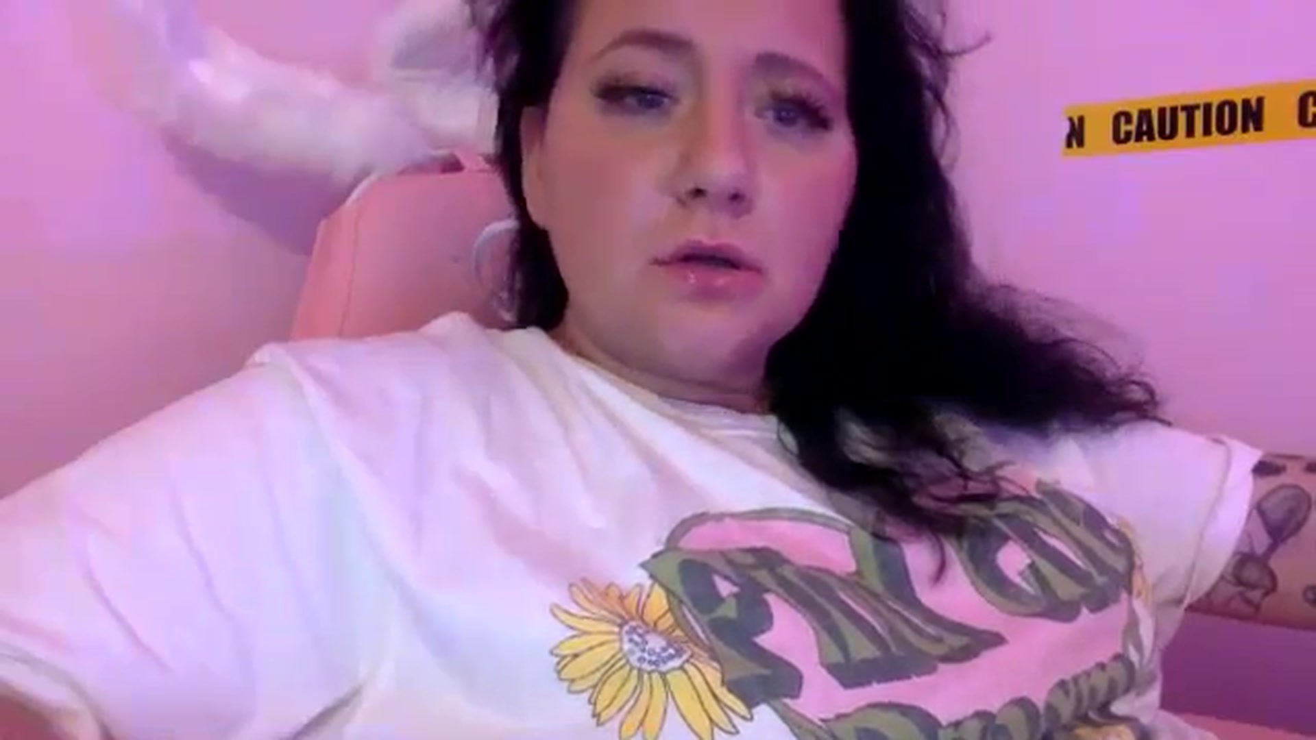 Gallery image thumbnail from Pandabella's myfreecams stream on, 07/15/2024, 01:51 image 16 of 20