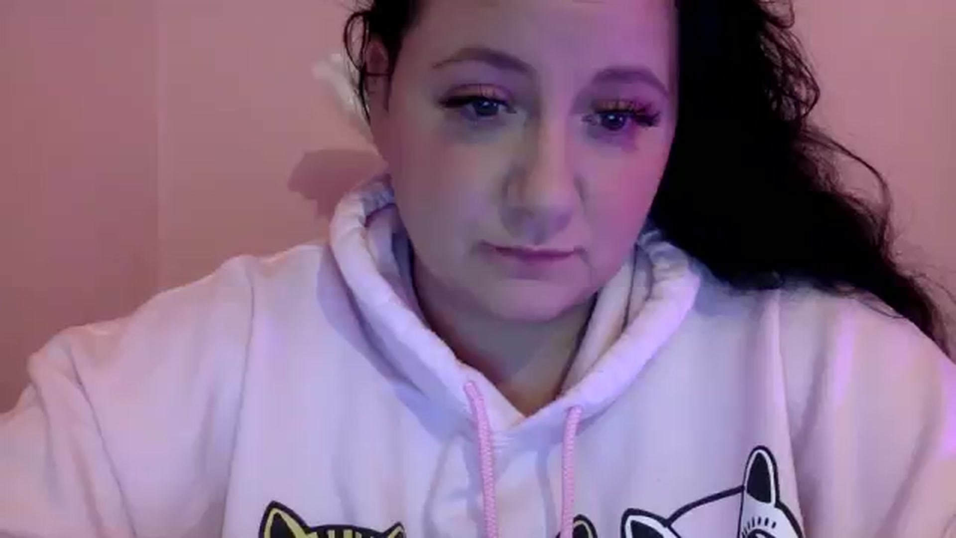 Gallery image thumbnail from Pandabella's myfreecams stream on, 07/17/2024, 24:39 image 8 of 20