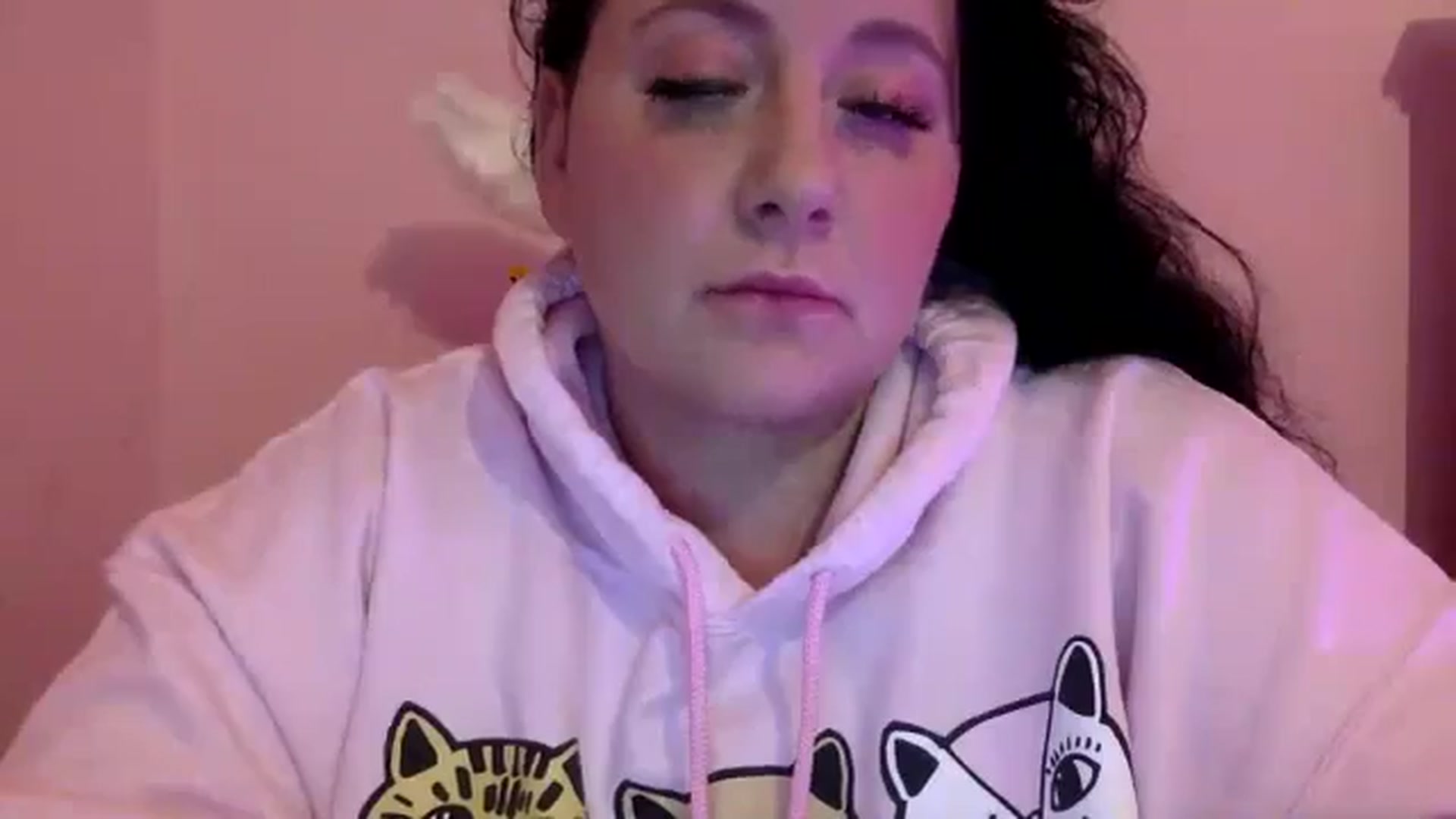 Gallery image thumbnail from Pandabella's myfreecams stream on, 07/17/2024, 24:39 image 7 of 20
