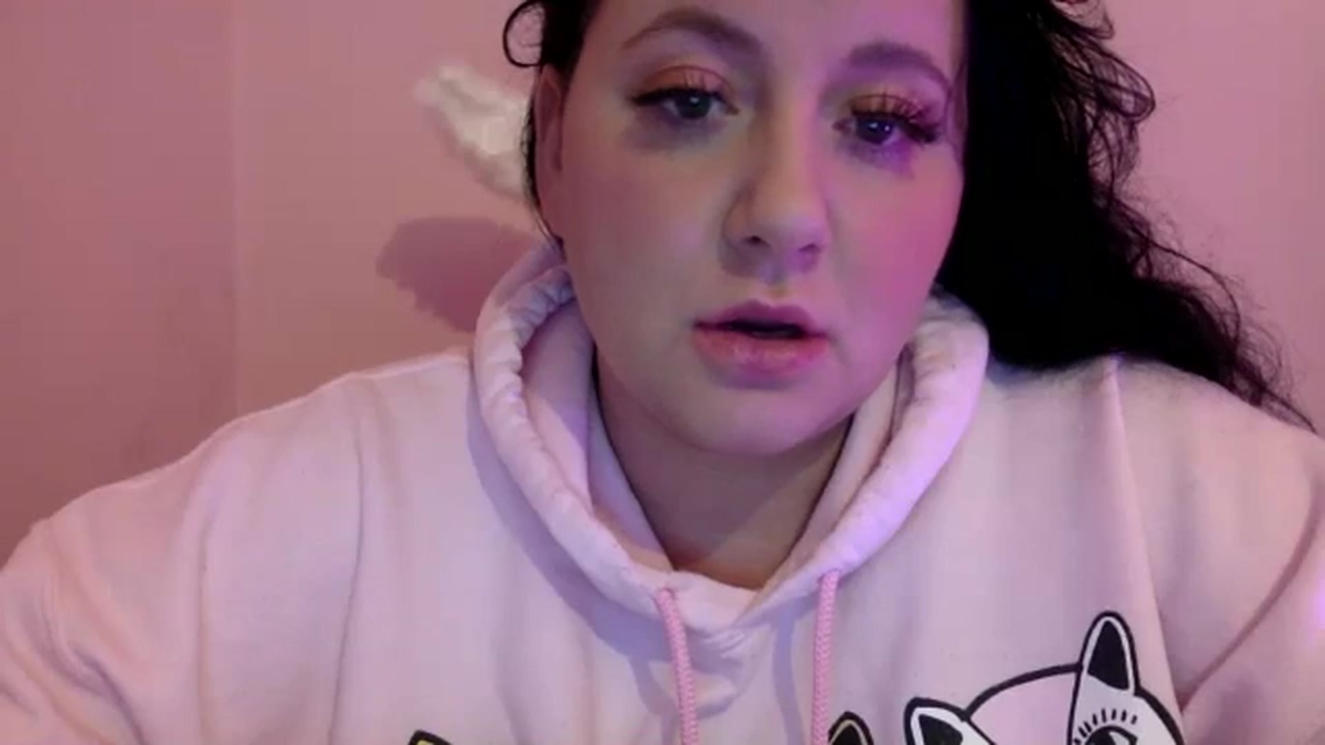 Gallery image thumbnail from Pandabella's myfreecams stream on, 07/17/2024, 24:39 image 13 of 20
