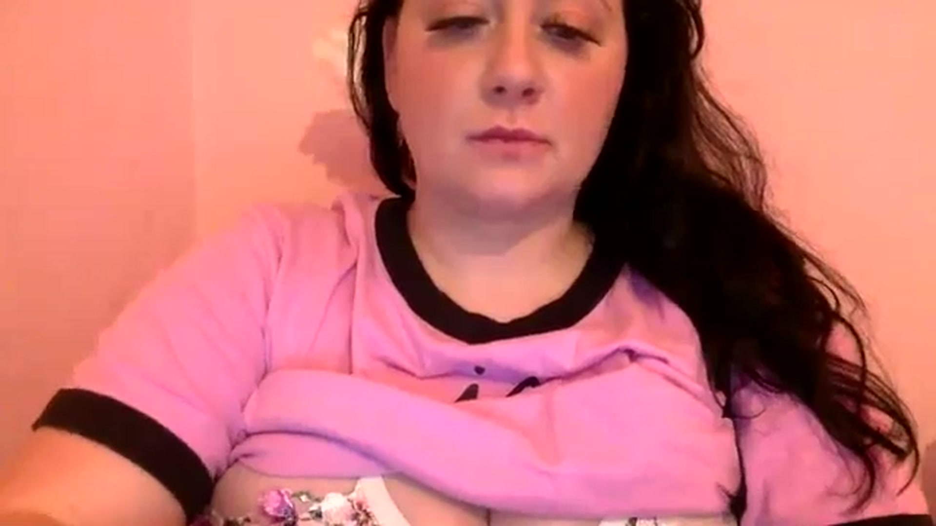 Gallery image thumbnail from Pandabella's myfreecams stream on, 07/19/2024, 24:41 image 10 of 20