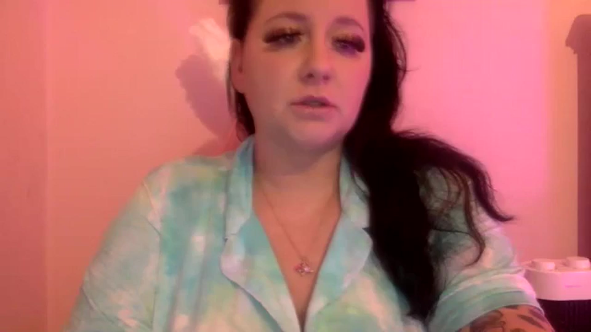 Gallery image thumbnail from Pandabella's myfreecams stream on, 07/27/2024, 23:14 image 1 of 20