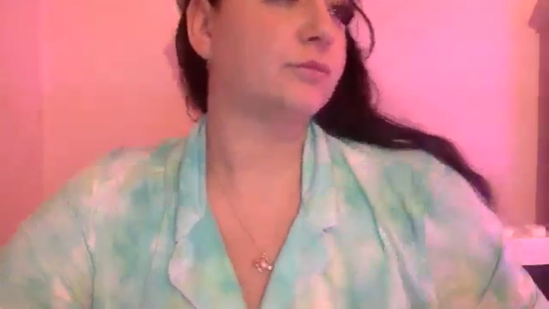 Gallery image thumbnail from Pandabella's myfreecams stream on, 07/27/2024, 23:14 image 2 of 20