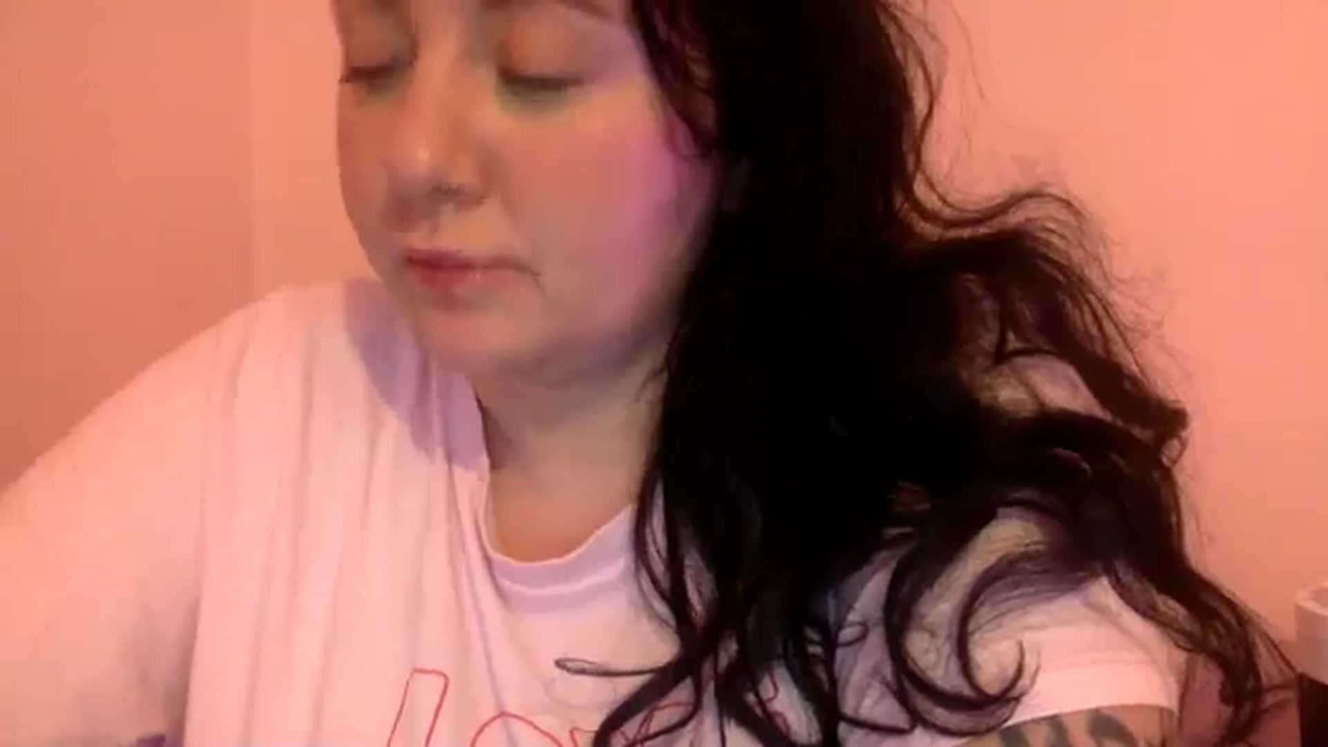 Gallery image thumbnail from Pandabella's myfreecams stream on, 08/10/2024, 01:00 image 18 of 20