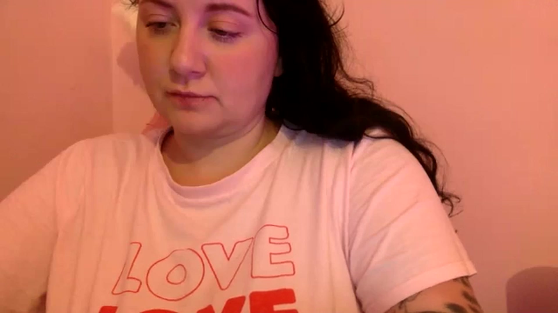 Gallery image thumbnail from Pandabella's myfreecams stream on, 08/10/2024, 01:00 image 16 of 20