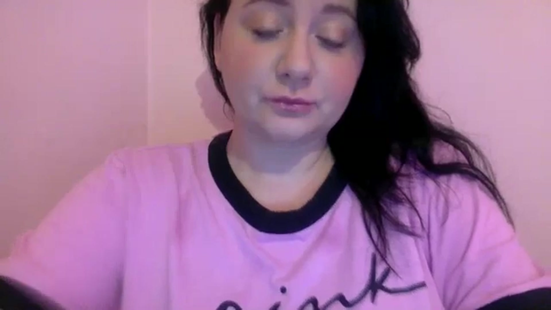 Gallery image thumbnail from Pandabella's myfreecams stream on, 08/12/2024, 23:43 image 2 of 20
