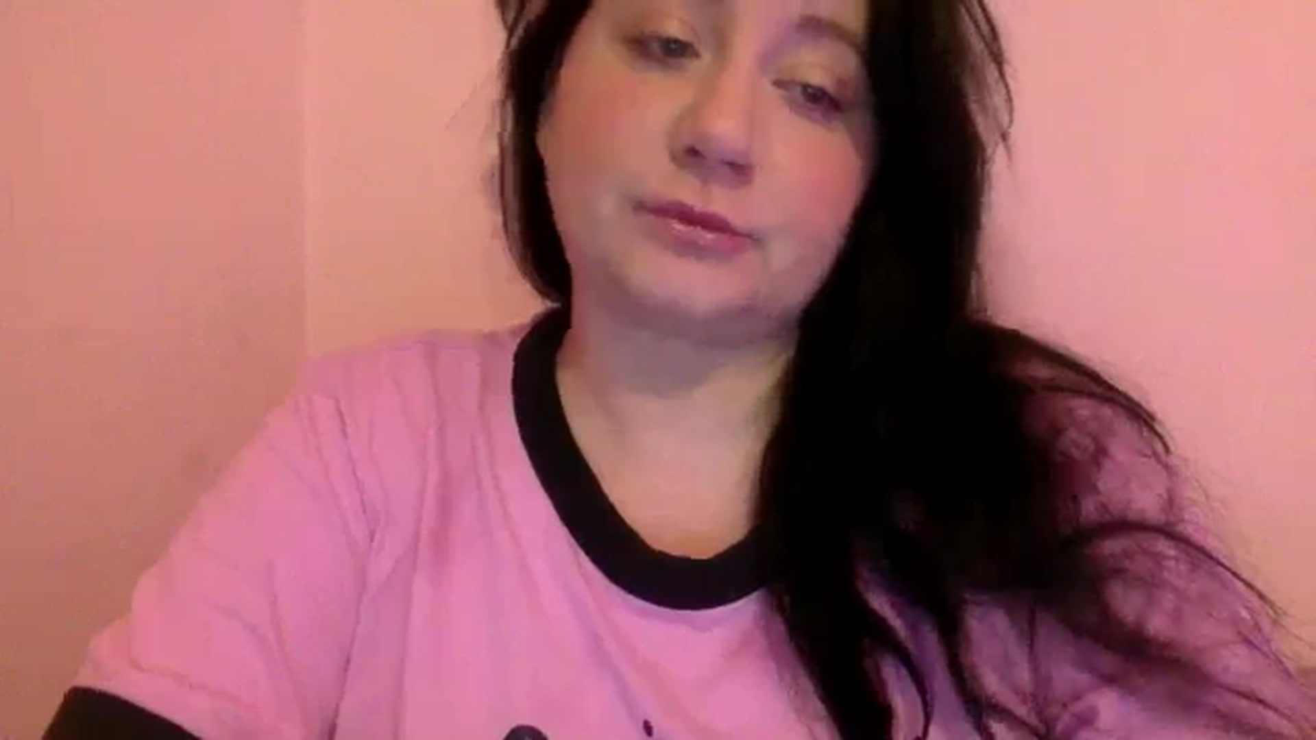 Gallery image thumbnail from Pandabella's myfreecams stream on, 08/12/2024, 23:43 image 7 of 20