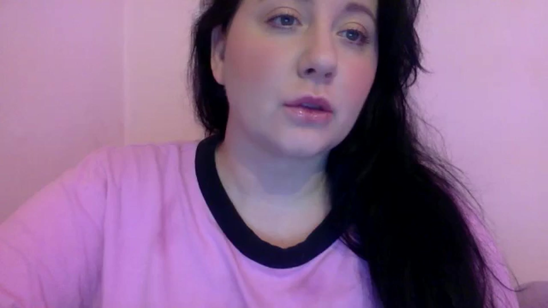 Gallery image thumbnail from Pandabella's myfreecams stream on, 08/12/2024, 23:43 image 1 of 20