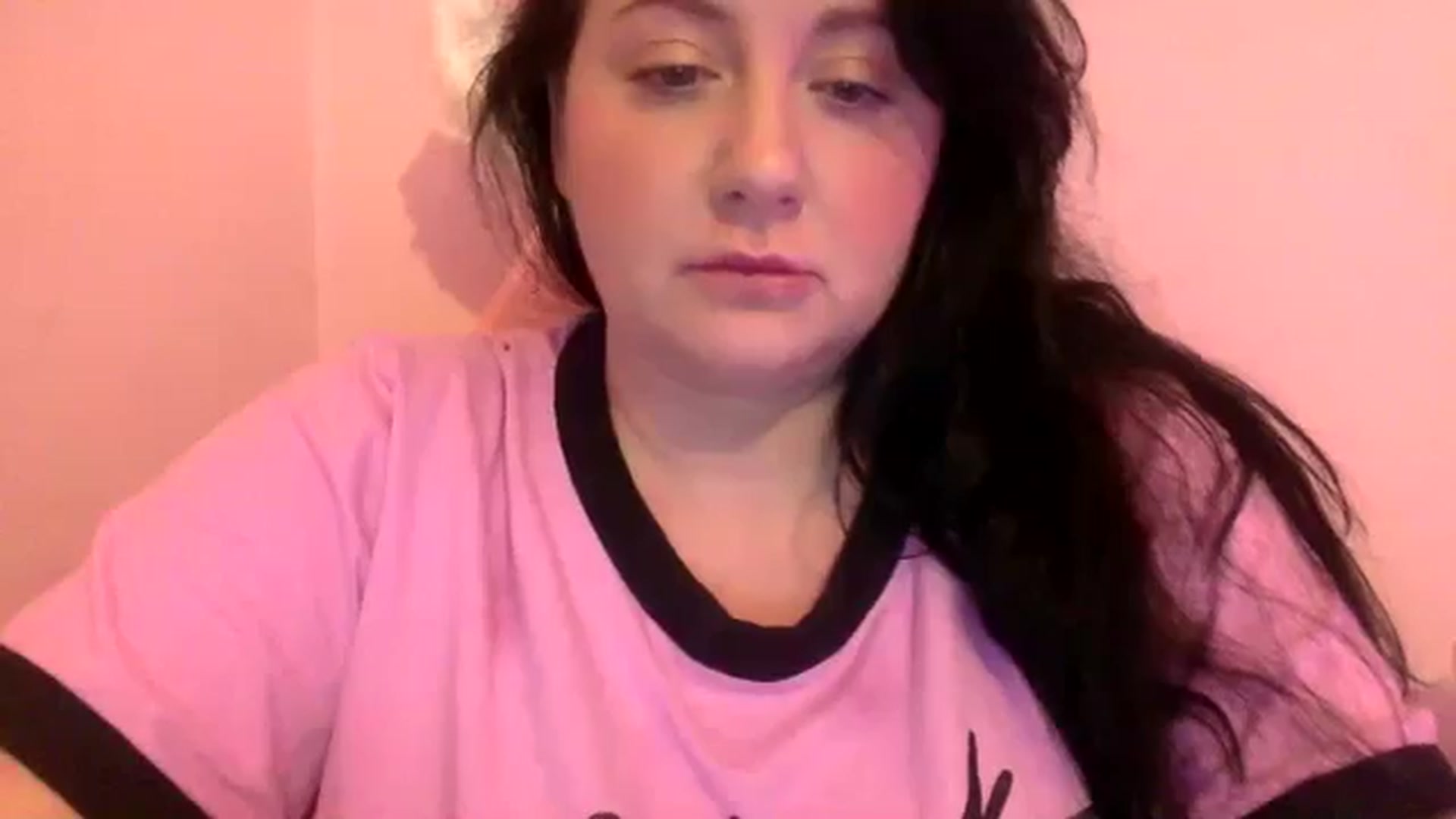 Gallery image thumbnail from Pandabella's myfreecams stream on, 08/12/2024, 23:43 image 13 of 20
