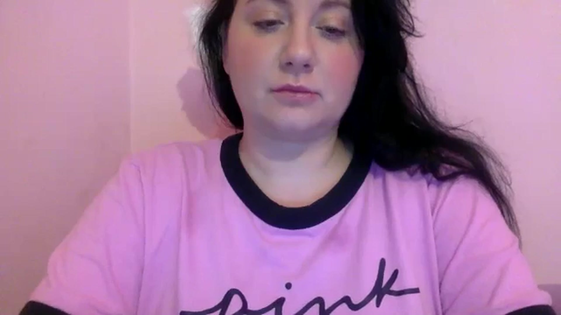 Gallery image thumbnail from Pandabella's myfreecams stream on, 08/12/2024, 23:43 image 5 of 20
