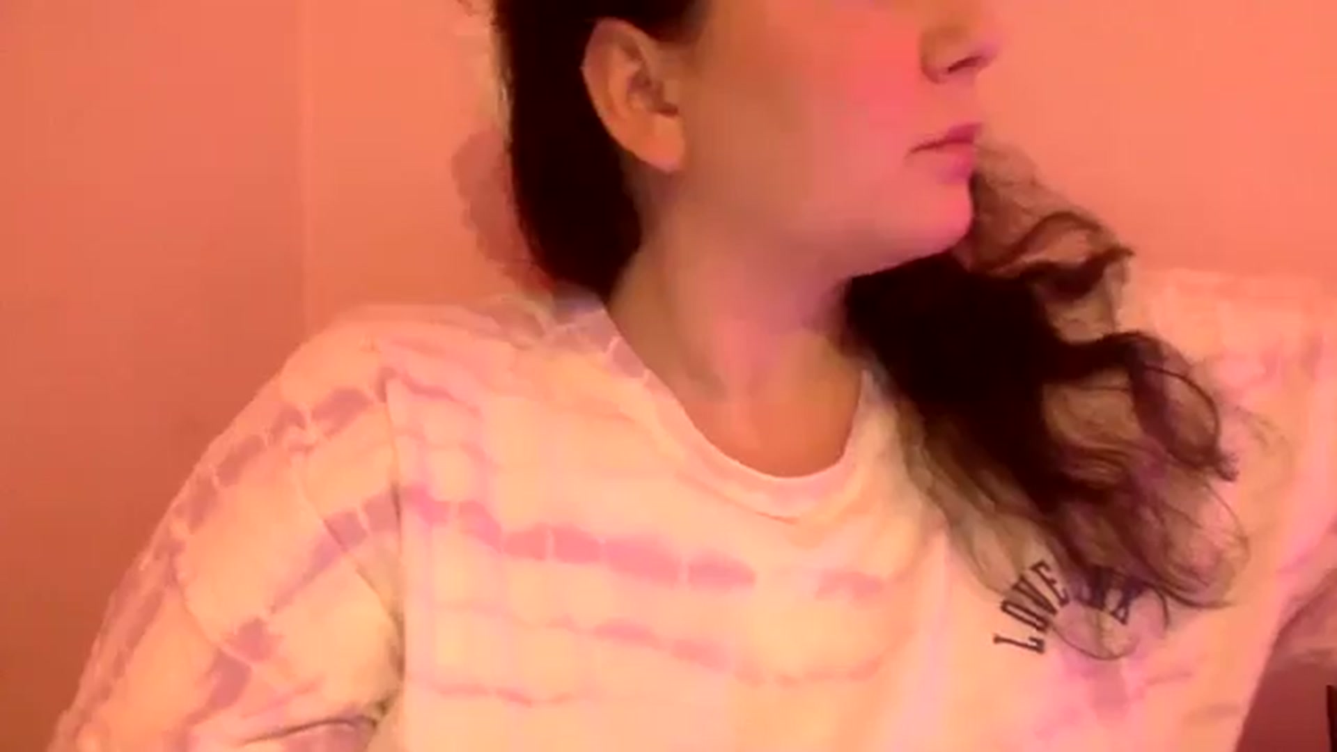 Gallery image thumbnail from Pandabella's myfreecams stream on, 08/14/2024, 24:59 image 18 of 20