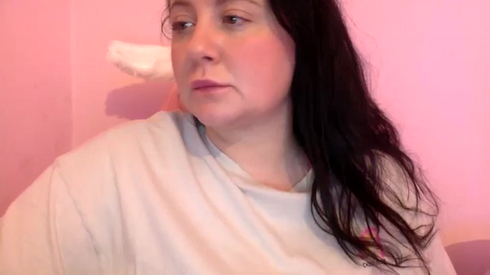 Gallery image thumbnail from Pandabella's myfreecams stream on, 08/17/2024, 22:43 image 19 of 20