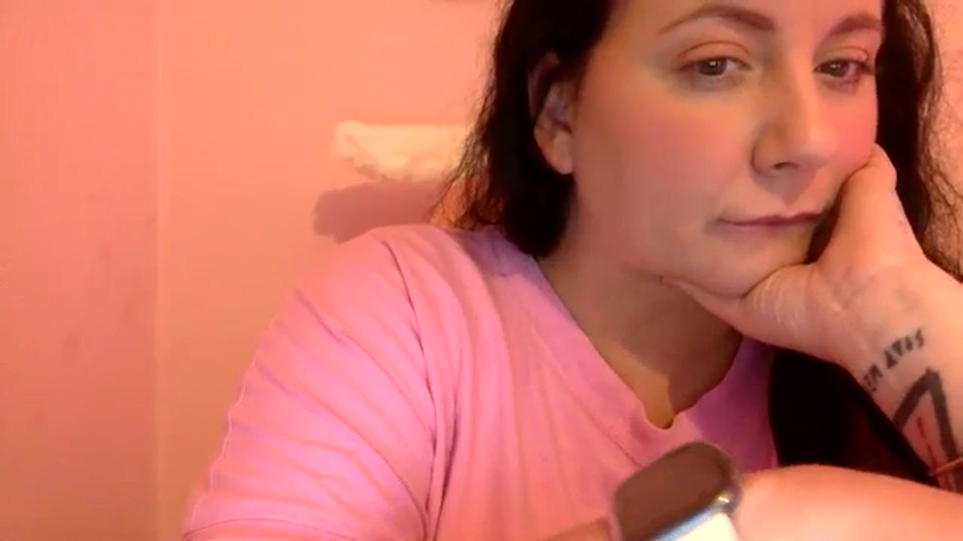 Gallery image thumbnail from Pandabella's myfreecams stream on, 08/22/2024, 24:31 image 8 of 20
