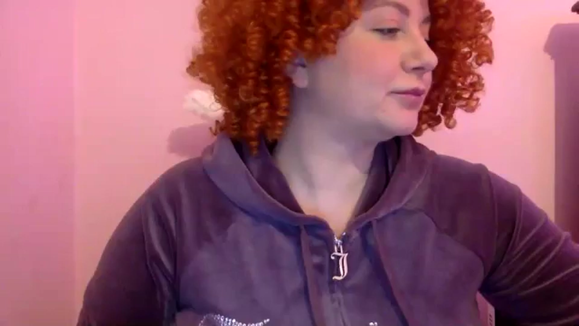 Gallery image thumbnail from Pandabella's myfreecams stream on, 08/26/2024, 17:28 image 1 of 20