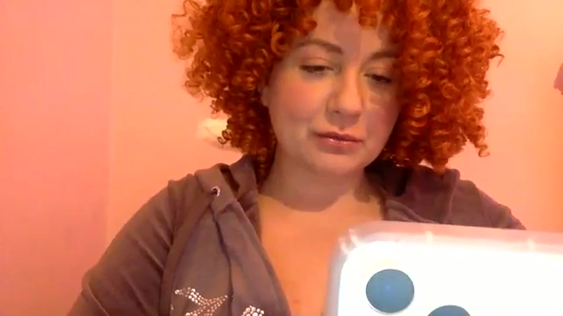 Gallery image thumbnail from Pandabella's myfreecams stream on, 08/26/2024, 17:28 image 2 of 20