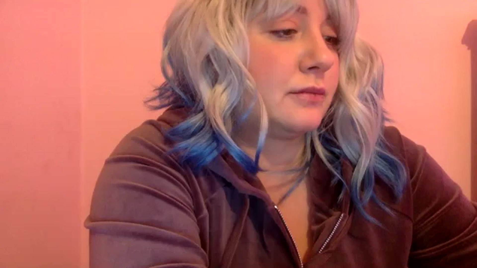 Gallery image thumbnail from Pandabella's myfreecams stream on, 08/26/2024, 18:25 image 13 of 20