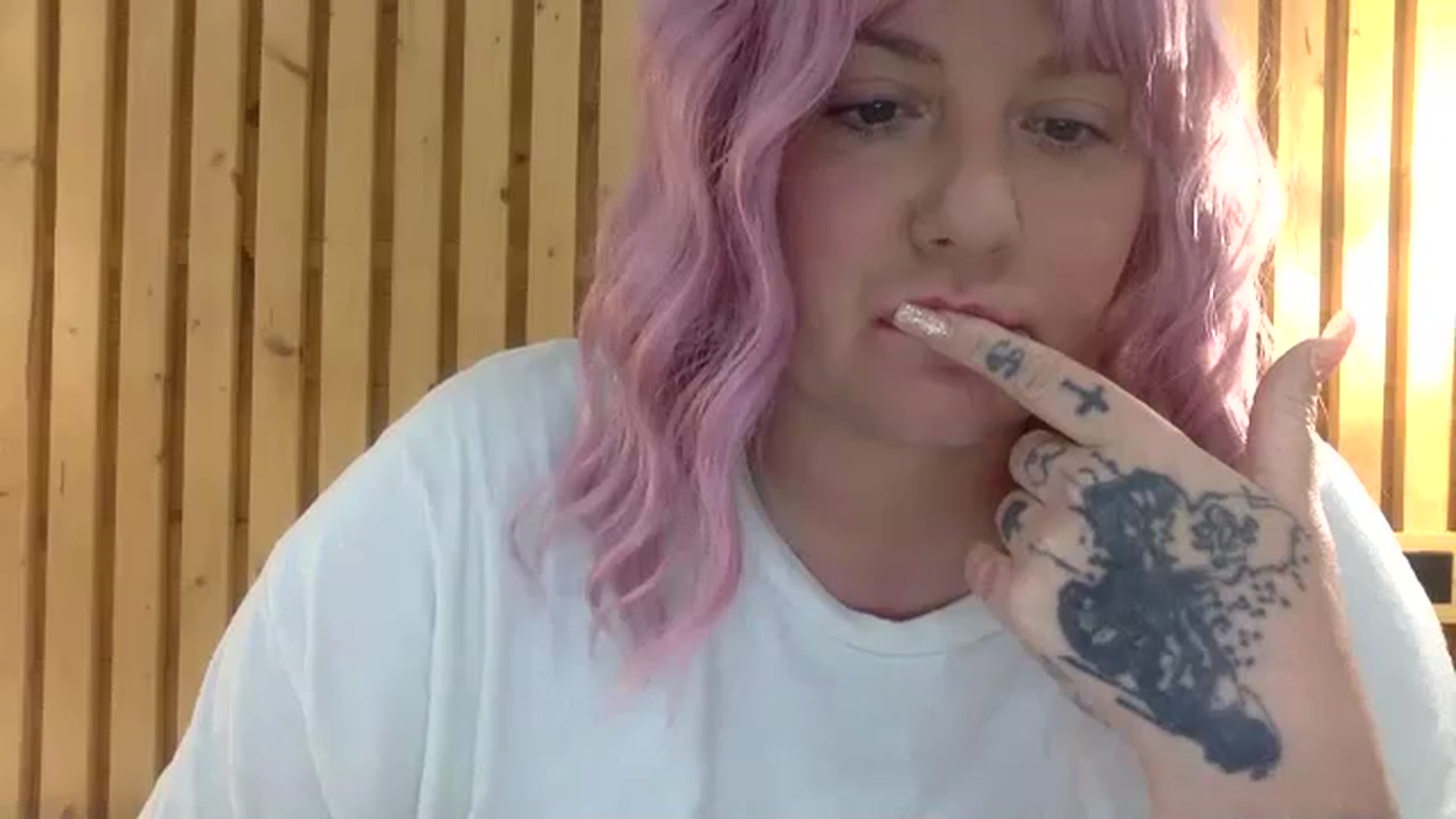 Gallery image thumbnail from Pandabella's myfreecams stream on, 09/02/2024, 22:15 image 17 of 20