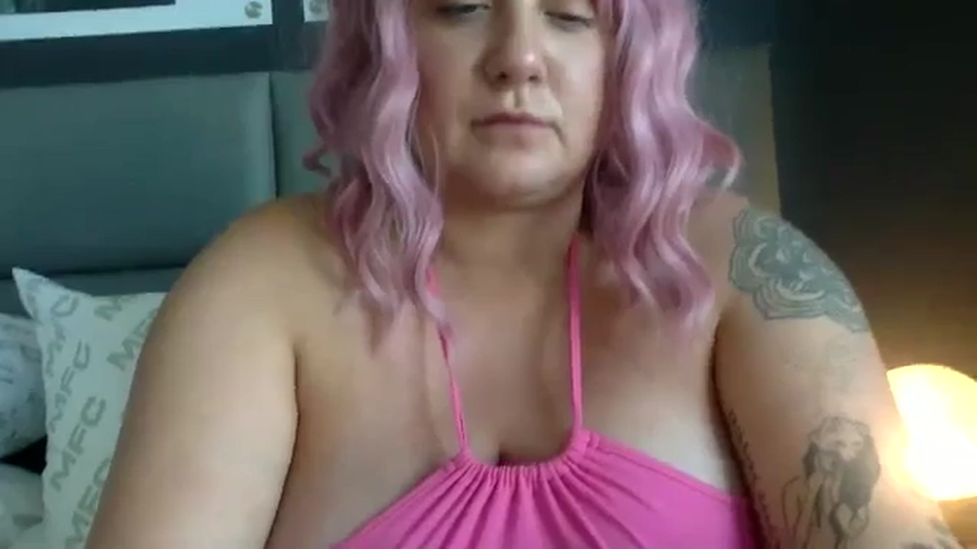 Gallery image thumbnail from Pandabella's myfreecams stream on, 09/26/2024, 24:03 image 9 of 20