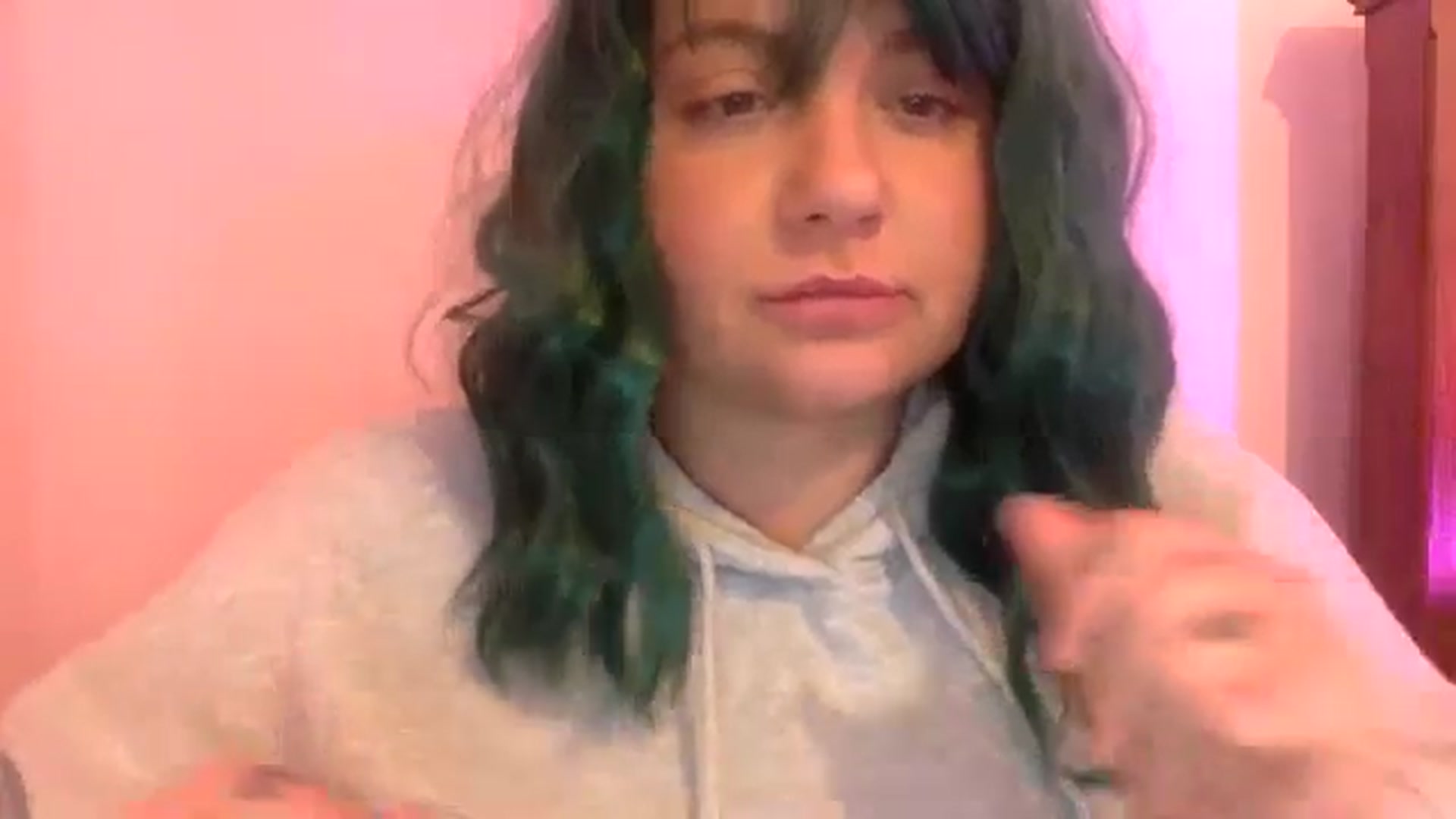Gallery image thumbnail from Pandabella's myfreecams stream on, 10/06/2024, 10:34 image 7 of 20
