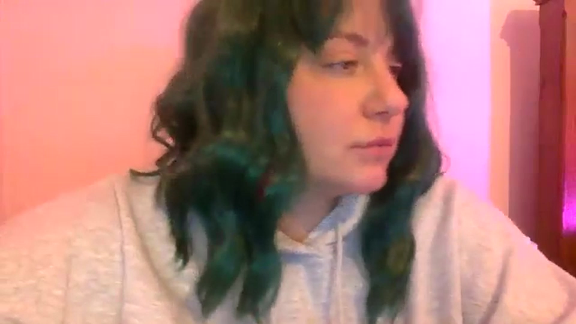 Gallery image thumbnail from Pandabella's myfreecams stream on, 10/06/2024, 11:28 image 10 of 20