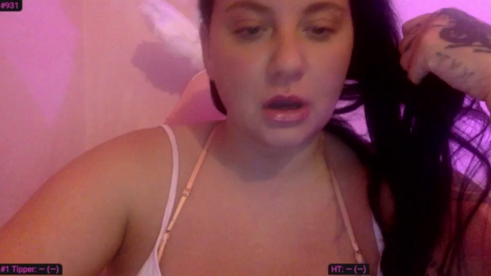 Gallery image thumbnail from Pandabella's myfreecams stream on, 10/23/2024, 01:48 image 2 of 20