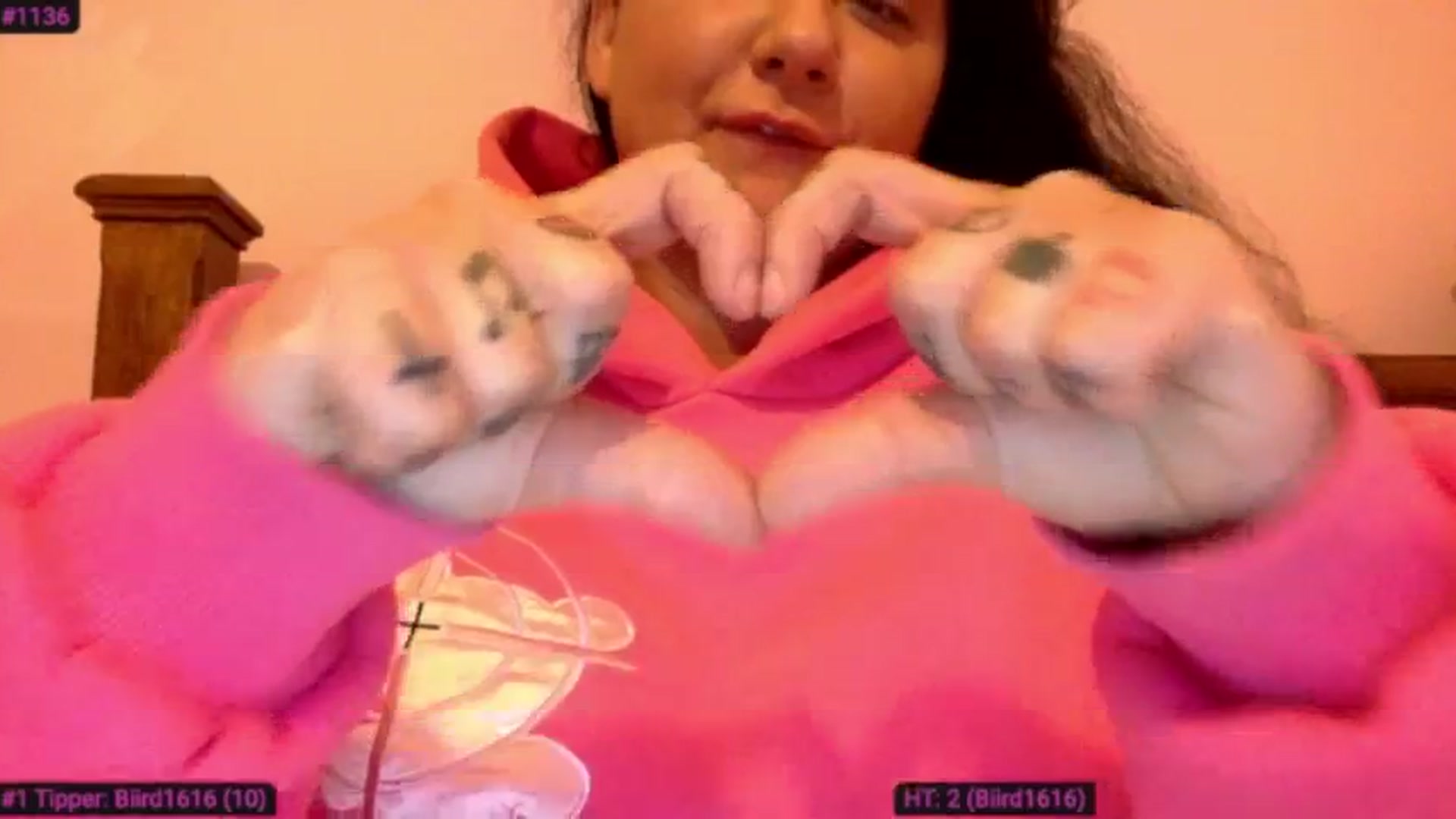 Gallery image thumbnail from Pandabella's myfreecams stream on, 10/27/2024, 21:29 image 4 of 20