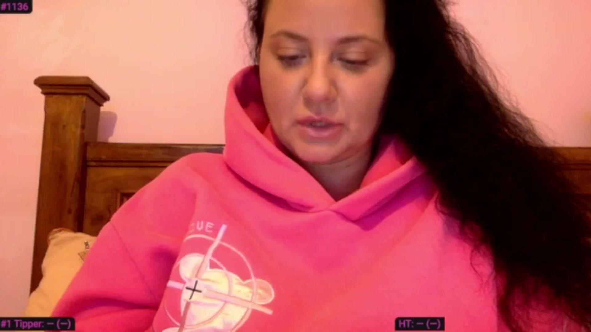 Gallery image thumbnail from Pandabella's myfreecams stream on, 10/27/2024, 21:29 image 2 of 20