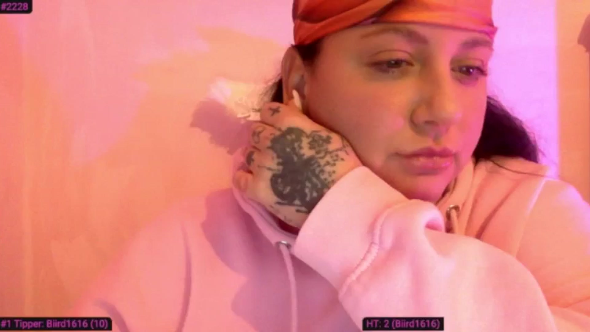 Gallery image thumbnail from Pandabella's myfreecams stream on, 11/14/2024, 02:36 image 5 of 20