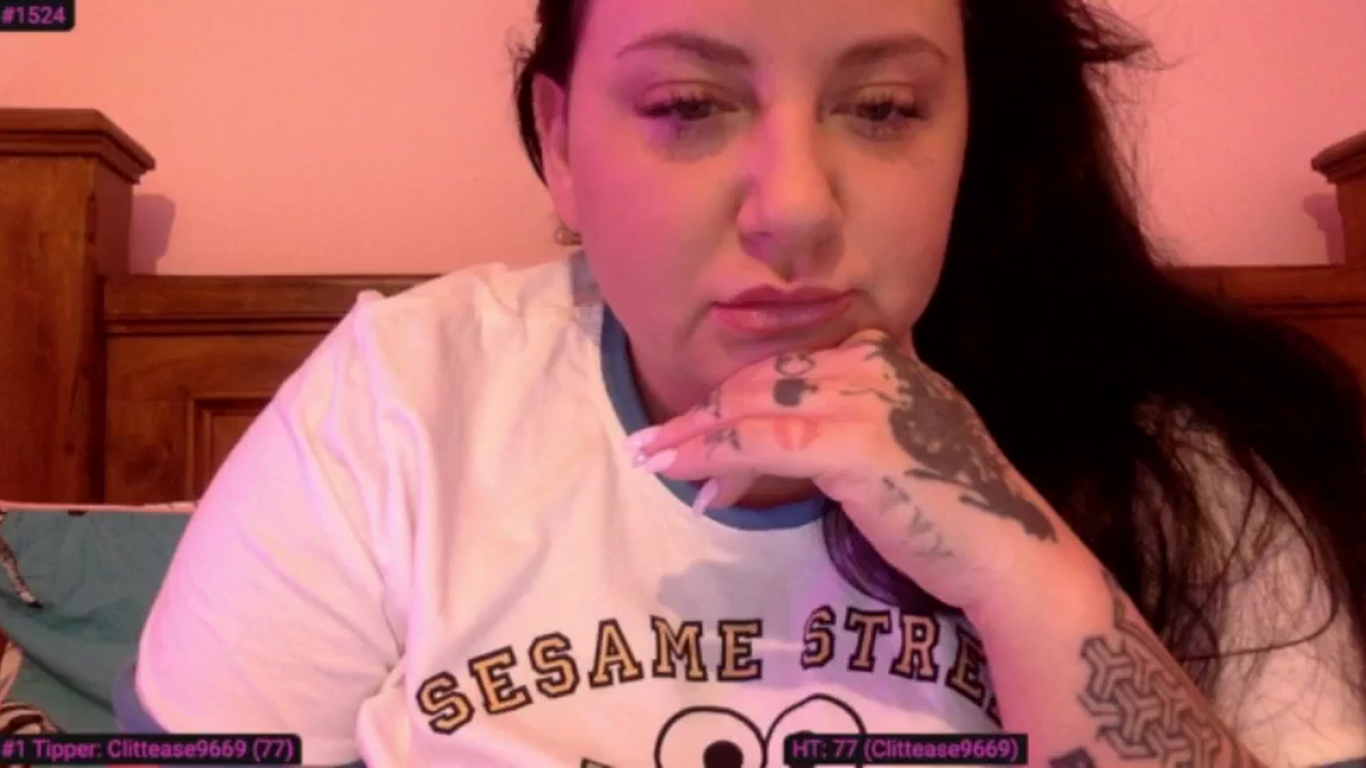 Gallery image thumbnail from Pandabella's myfreecams stream on, 11/25/2024, 23:30 image 16 of 20