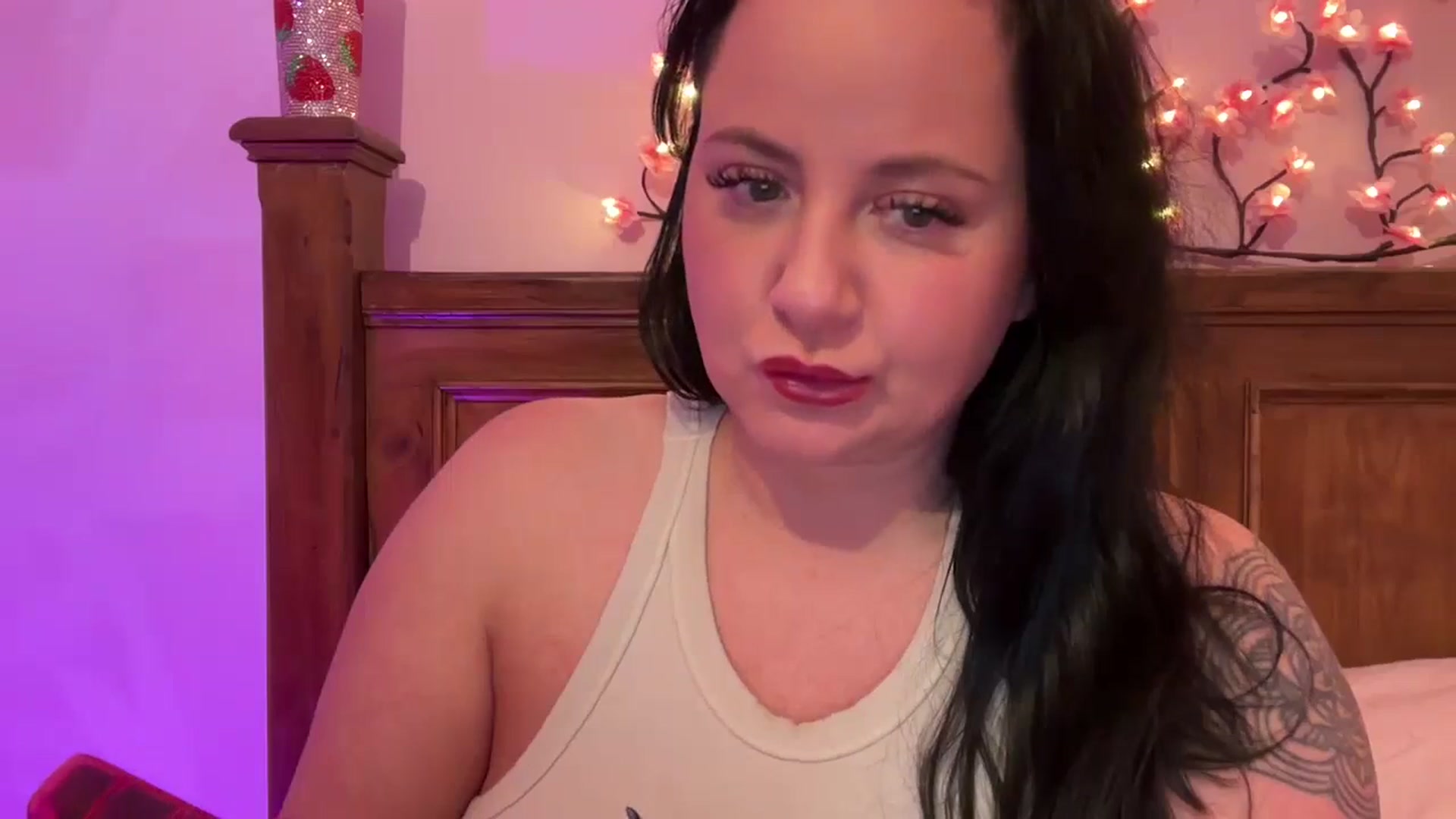 Gallery image thumbnail from Pandabella's myfreecams stream on, 01/15/2025, 23:35 image 16 of 20