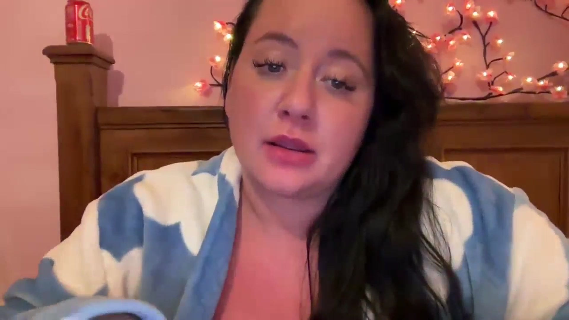 Gallery image thumbnail from Pandabella's myfreecams stream on, 01/21/2025, 24:01 image 17 of 20