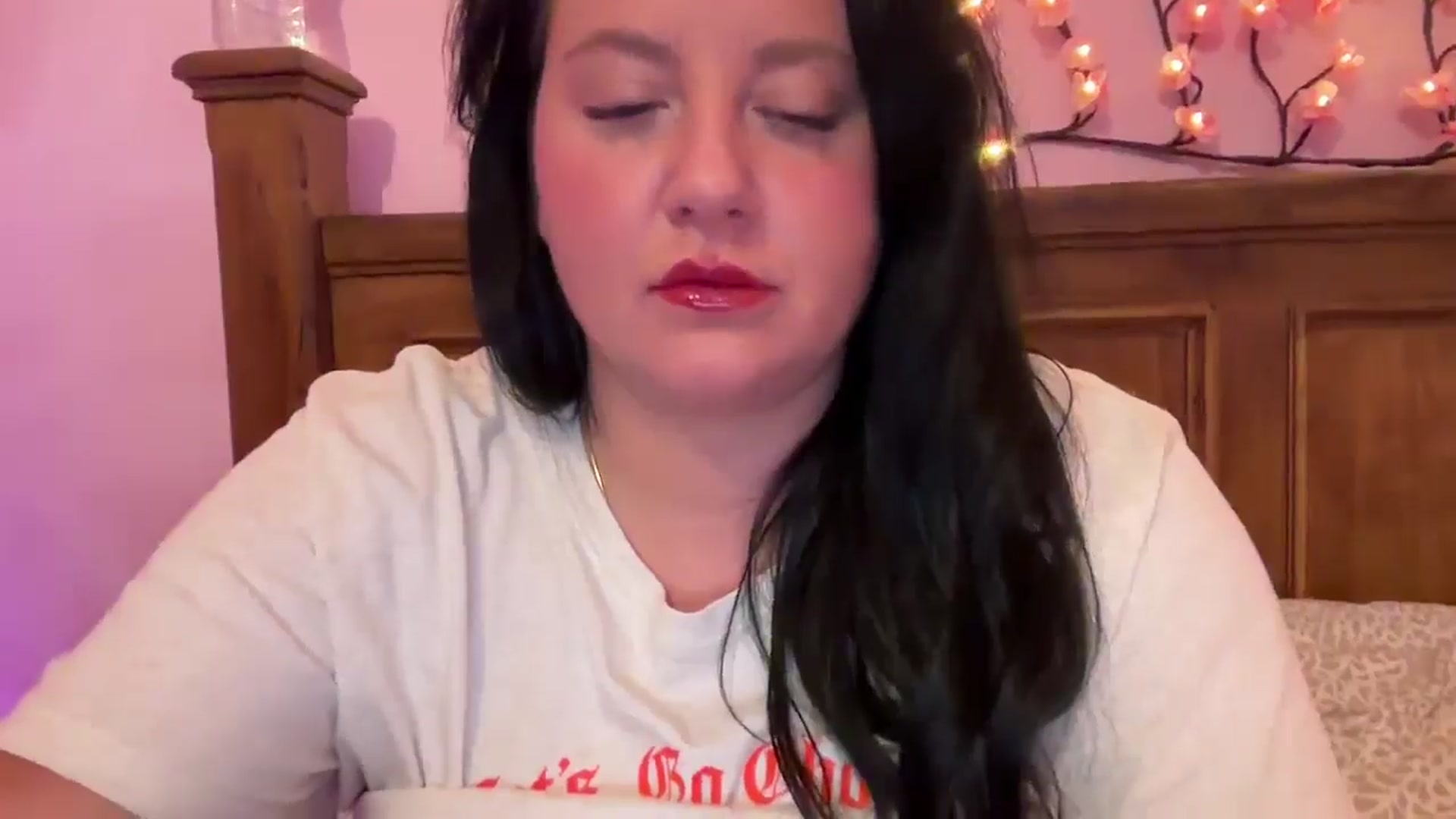 Gallery image thumbnail from Pandabella's myfreecams stream on, 02/02/2025, 23:24 image 13 of 20