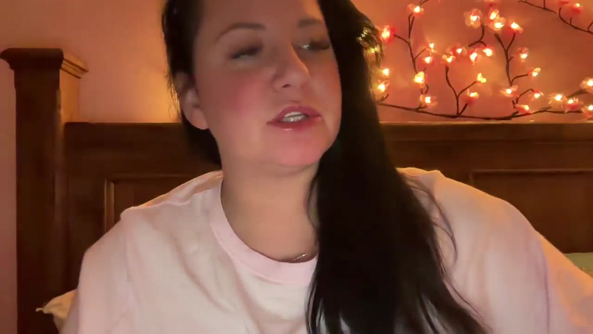 Gallery image thumbnail from Pandabella's myfreecams stream on, 02/25/2025, 01:06 image 3 of 20