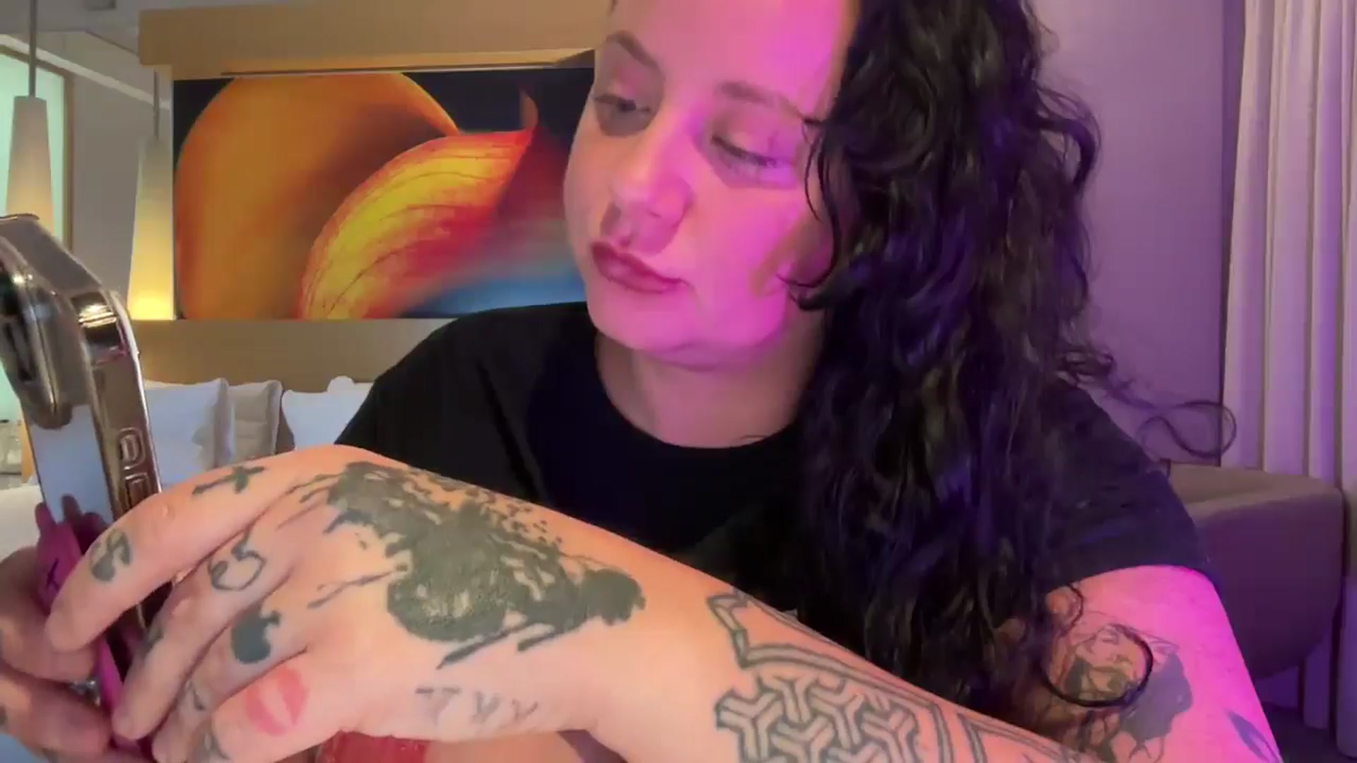 Gallery image thumbnail from Pandabella's myfreecams stream on, 06/05/2025, 21:46 image 13 of 20