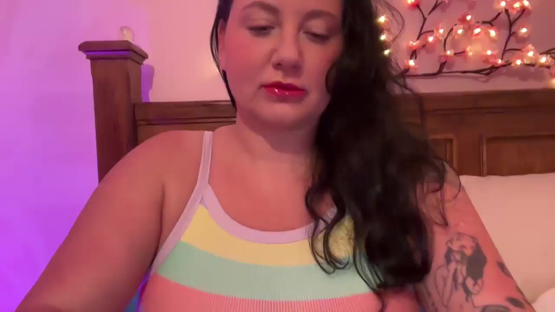 Gallery image thumbnail from Pandabella's myfreecams stream on, 07/02/2025, 22:39 image 1 of 20