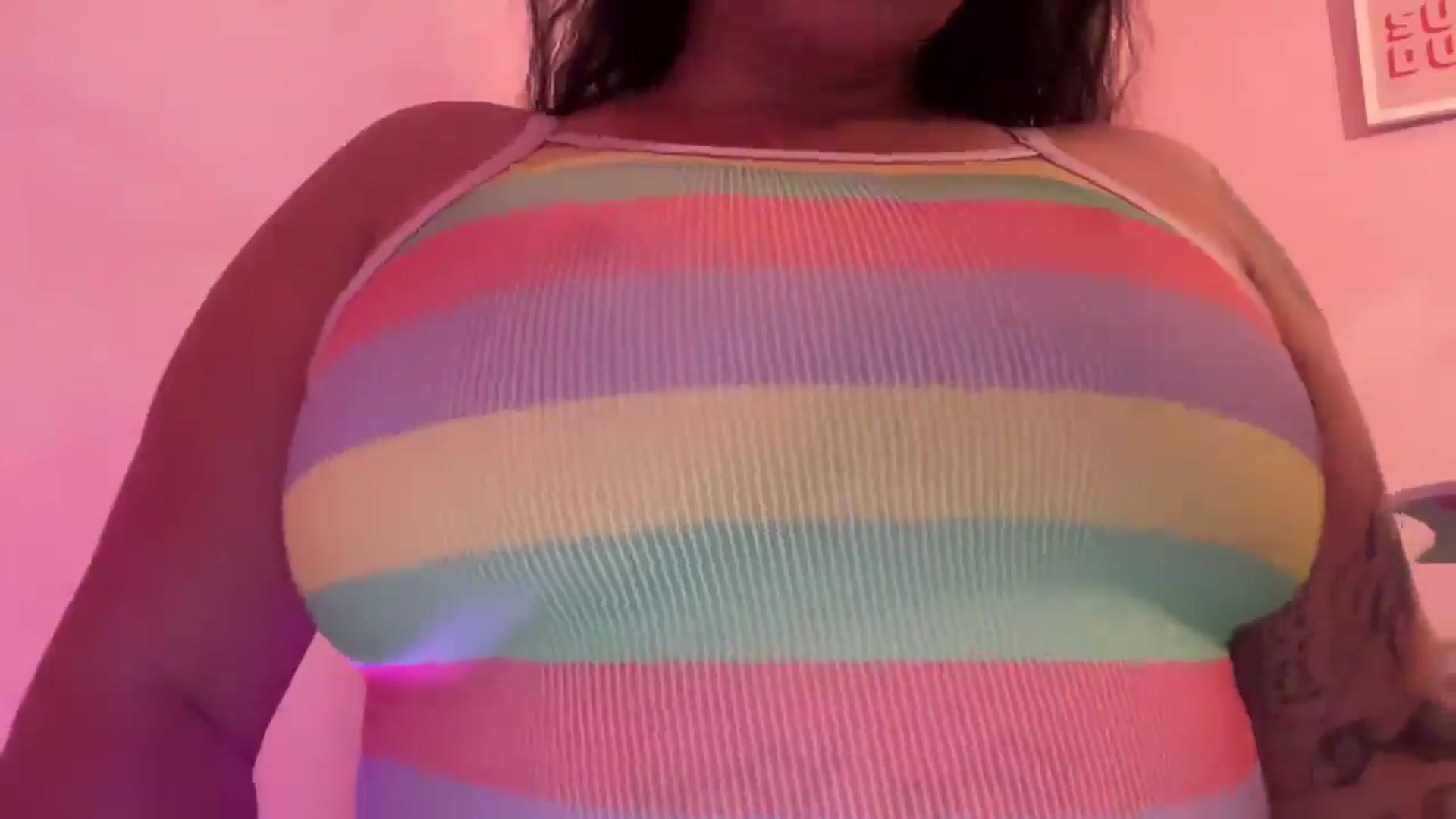 Gallery image thumbnail from Pandabella's myfreecams stream on, 07/02/2025, 22:39 image 8 of 20