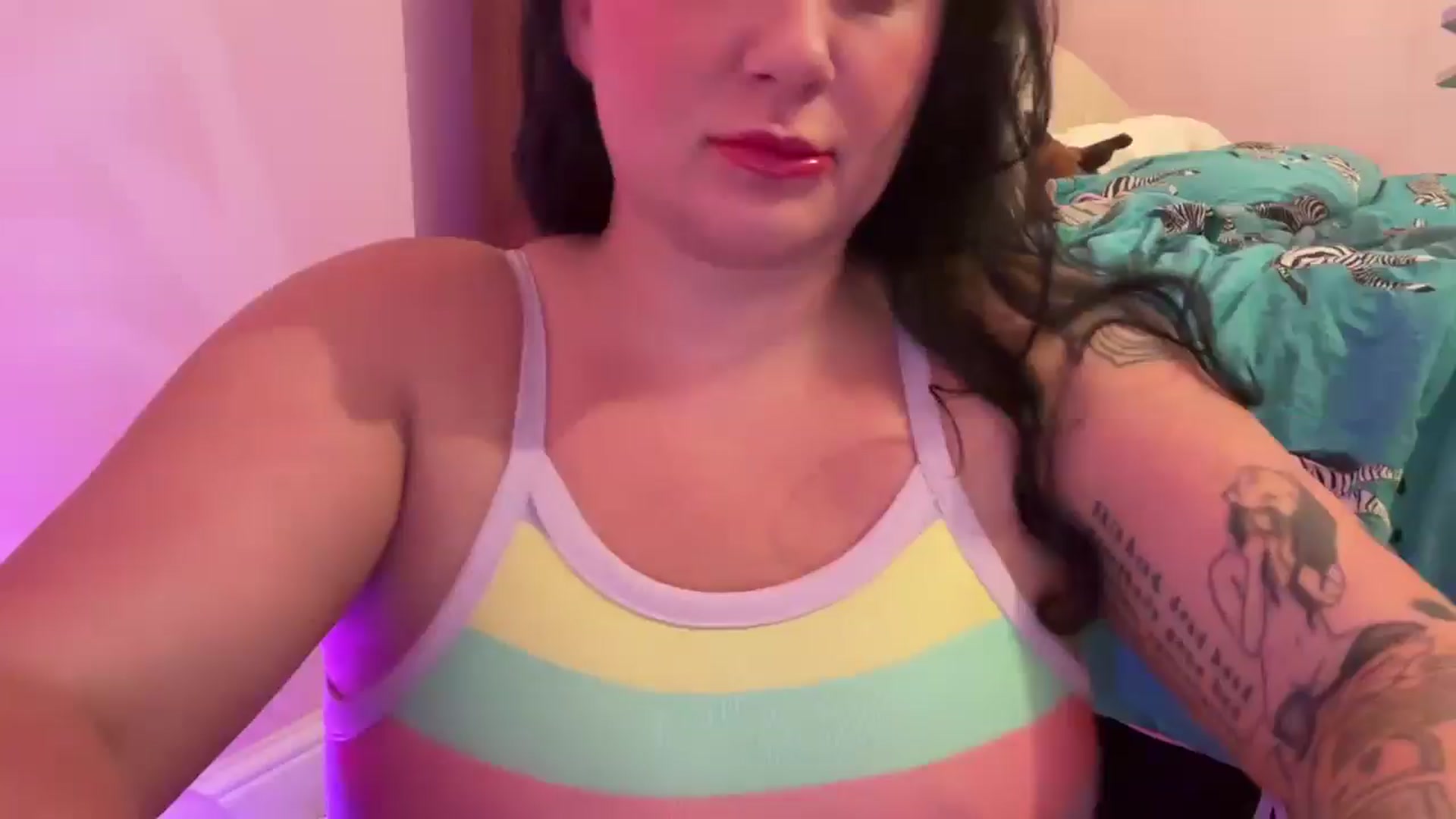 Gallery image thumbnail from Pandabella's myfreecams stream on, 07/02/2025, 23:56 image 1 of 20