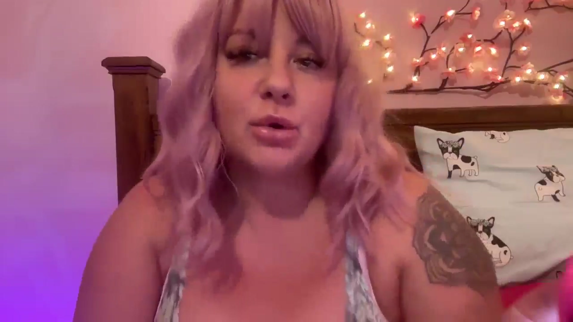 Gallery image thumbnail from Pandabella's myfreecams stream on, 07/14/2025, 24:00 image 20 of 20
