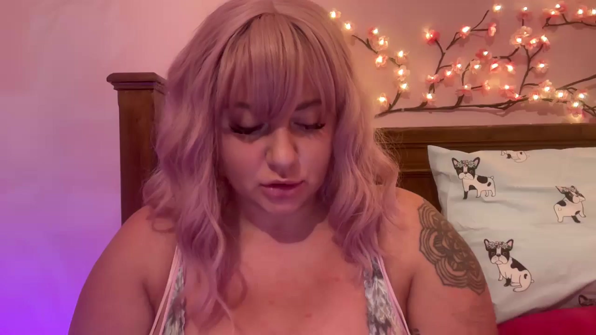 Gallery image thumbnail from Pandabella's myfreecams stream on, 07/14/2025, 01:11 image 5 of 20